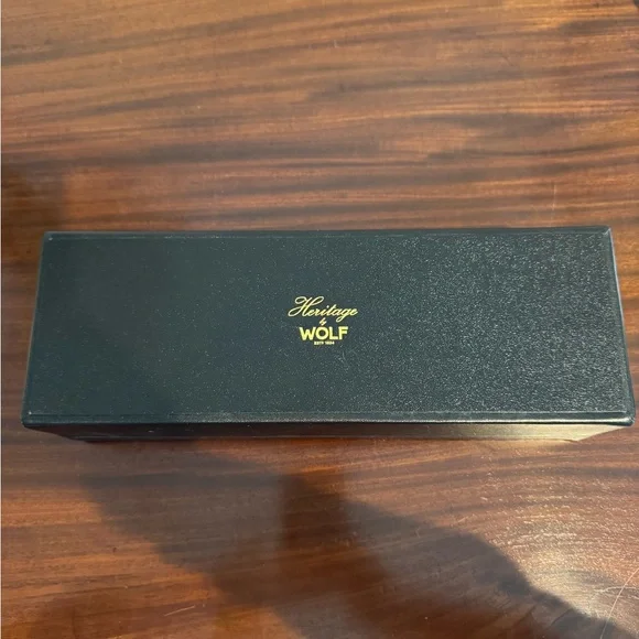 Wolf Heritage Safe Deposit Jewelry Box with lock & key. Never used. - Picture 5 of 9